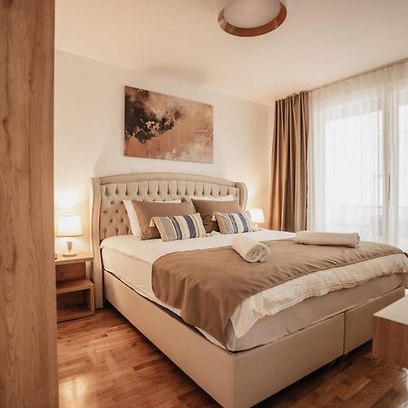 Serenity Downtown Apartments Ohrid Esterno foto