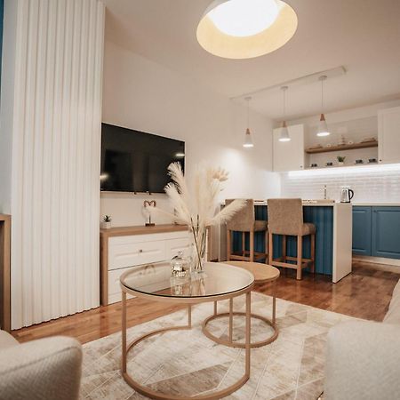 Serenity Downtown Apartments Ohrid Esterno foto