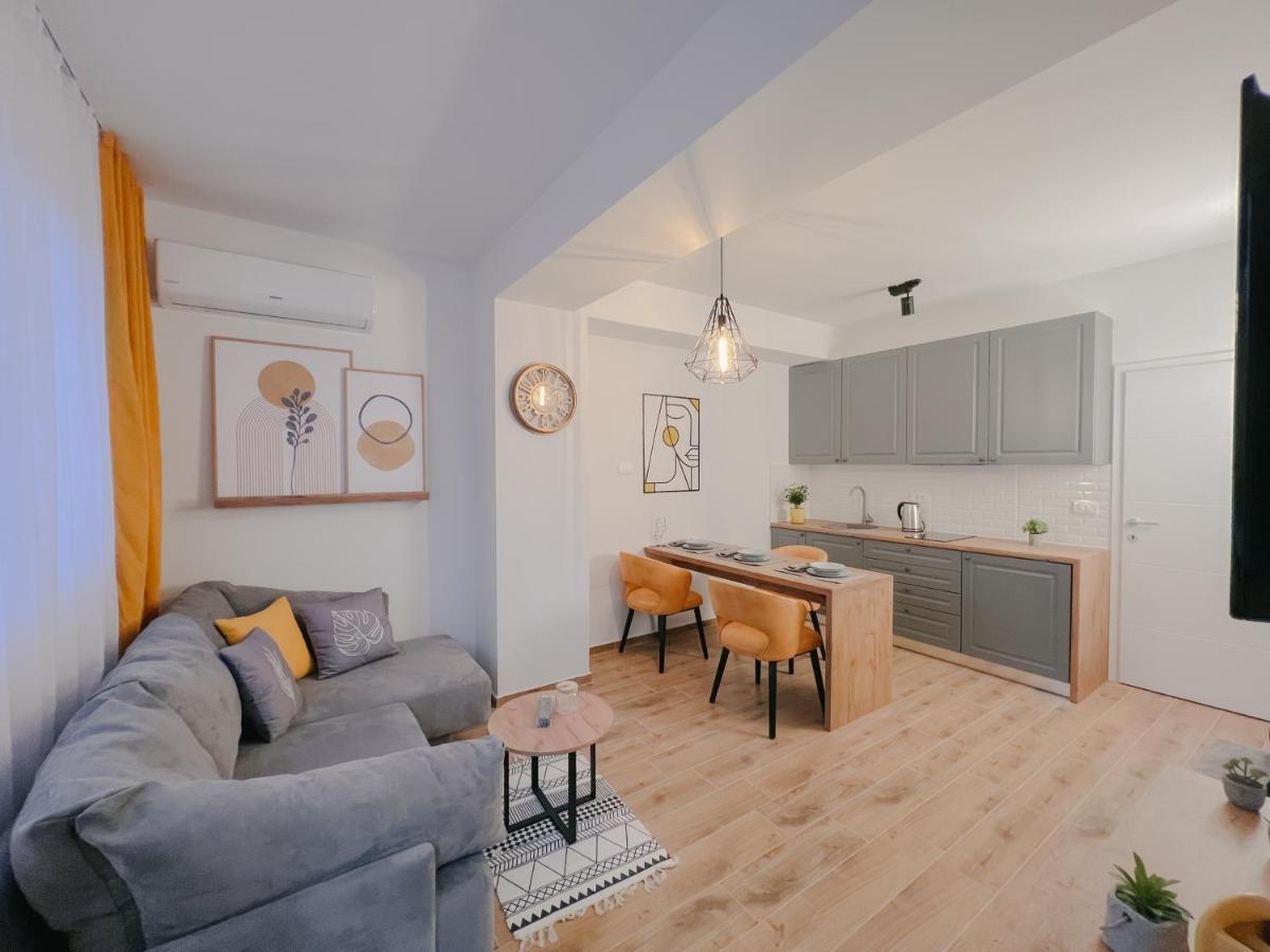 Serenity Downtown Apartments Ohrid Esterno foto