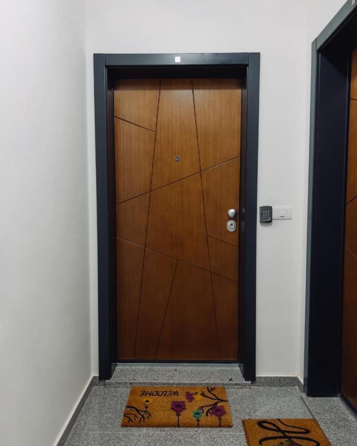 Serenity Downtown Apartments Ohrid Esterno foto