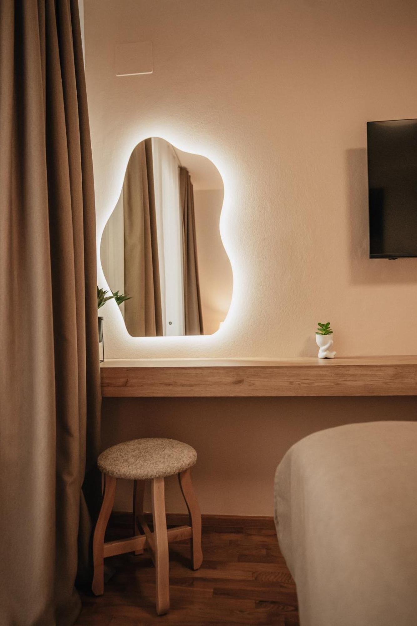 Serenity Downtown Apartments Ohrid Esterno foto