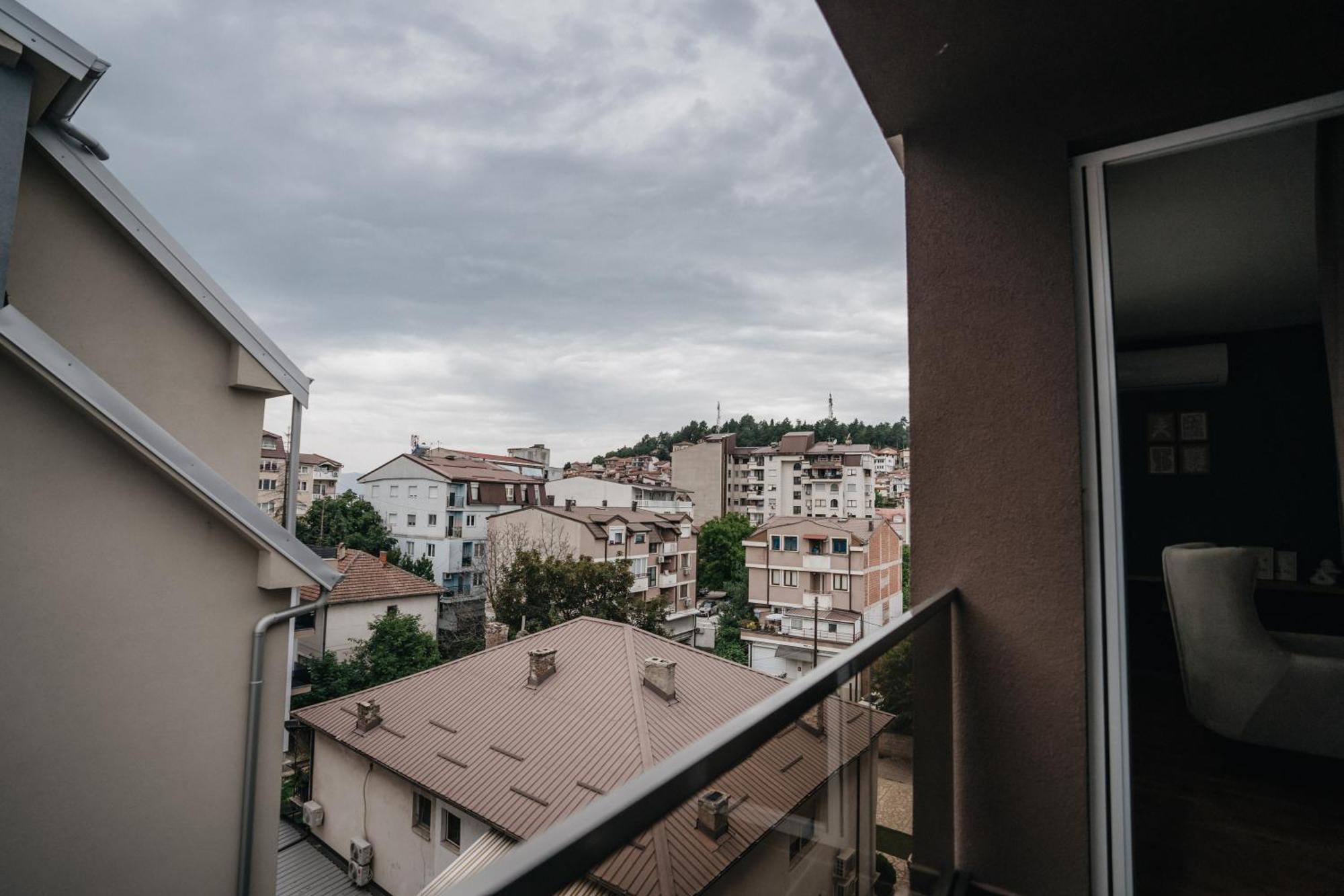 Serenity Downtown Apartments Ohrid Esterno foto